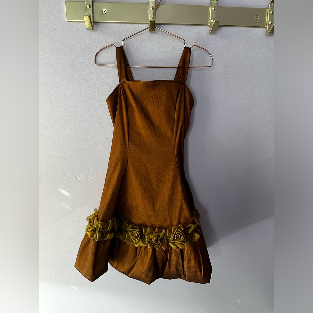 Victoria Copper Brown Floral Dress Size 6
